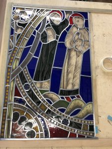 Vitrail 12e siècle Cluny